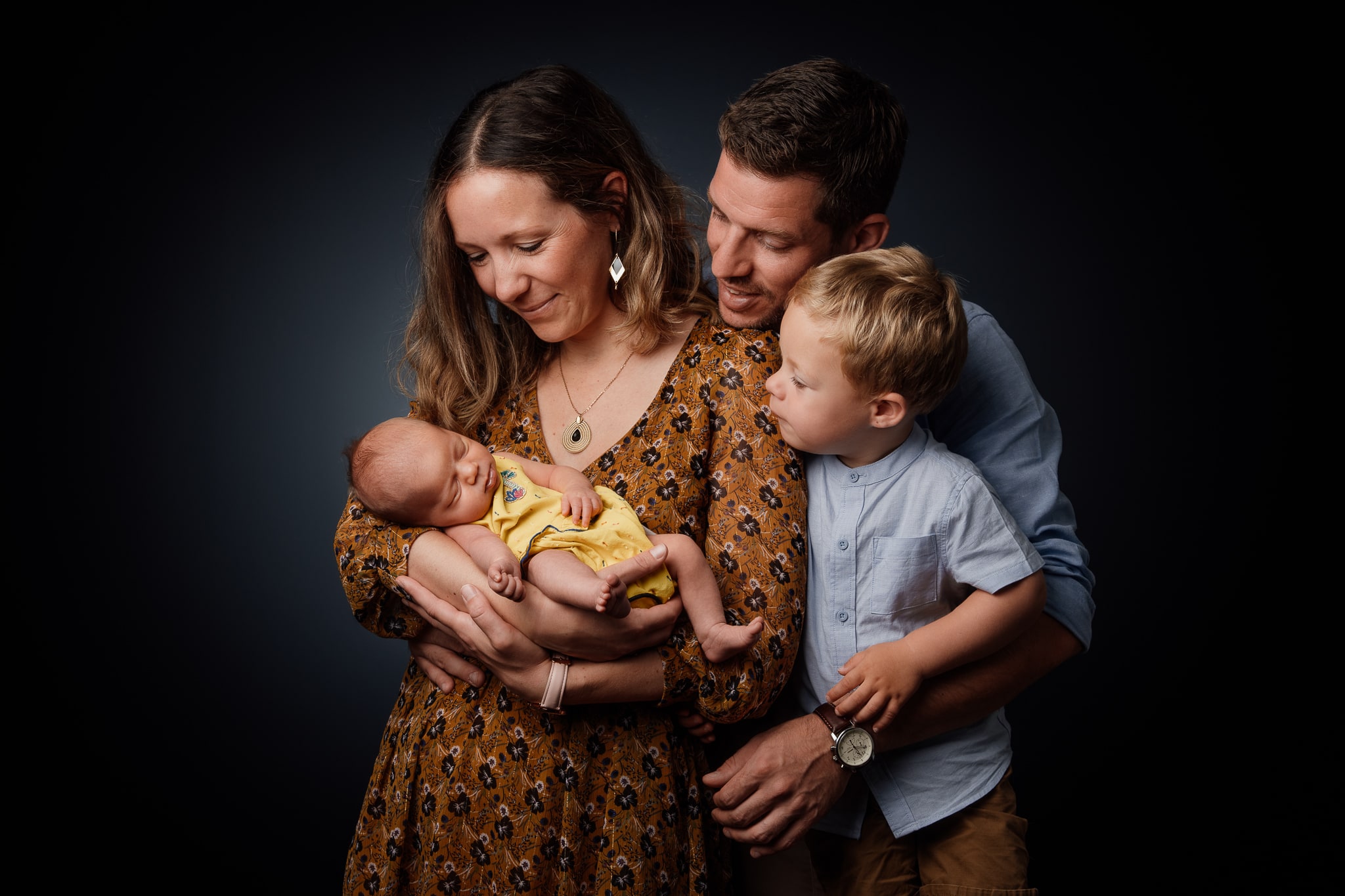 Séance bébé et famille au studio photo à Strasbourg, Alsace